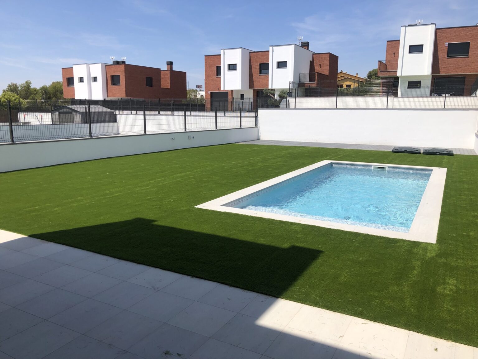 Miroverd: Instalación de césped artificial en la provincia de Barcelona