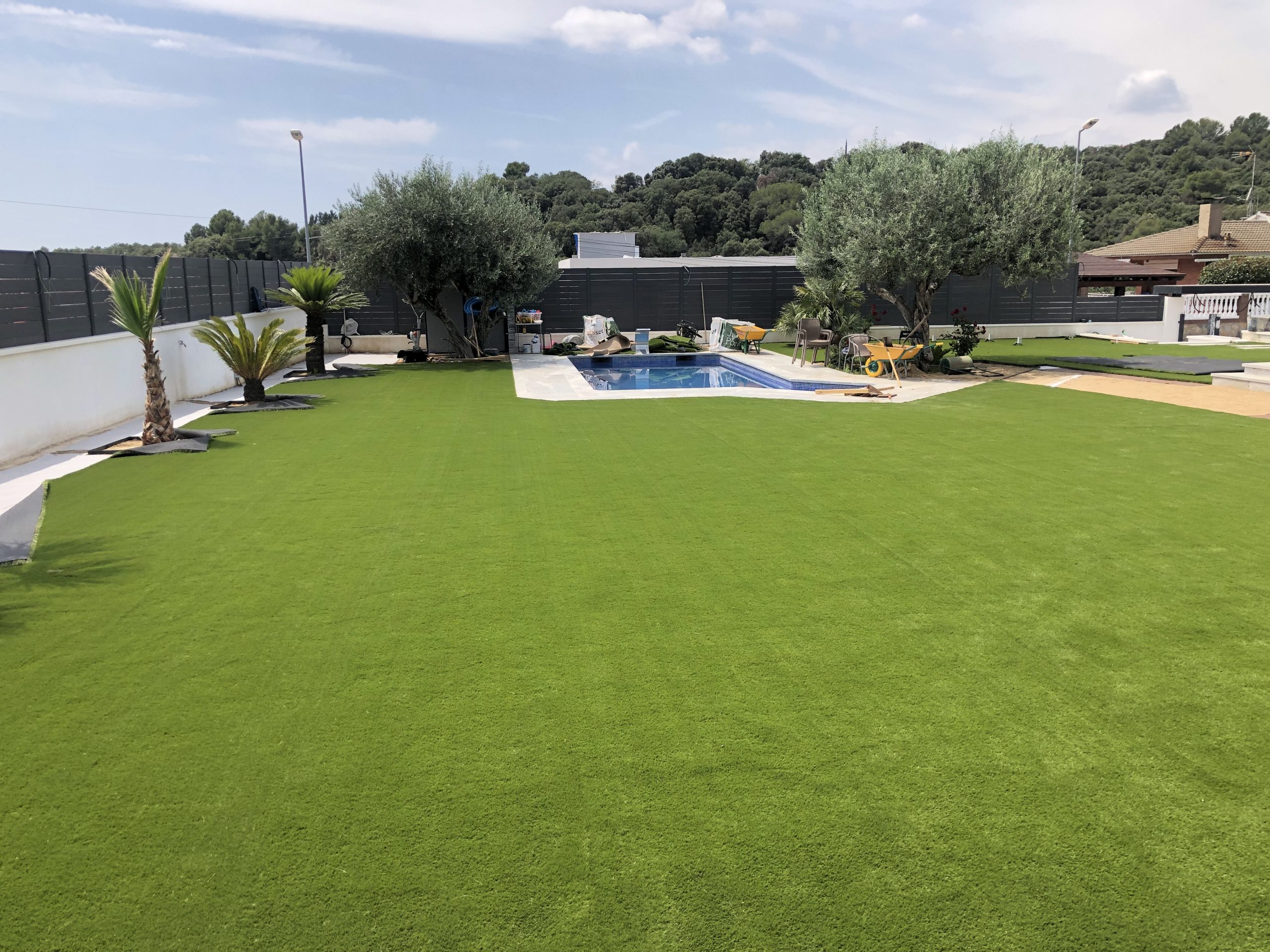 Miroverd: Instalación de césped artificial de principio a fin