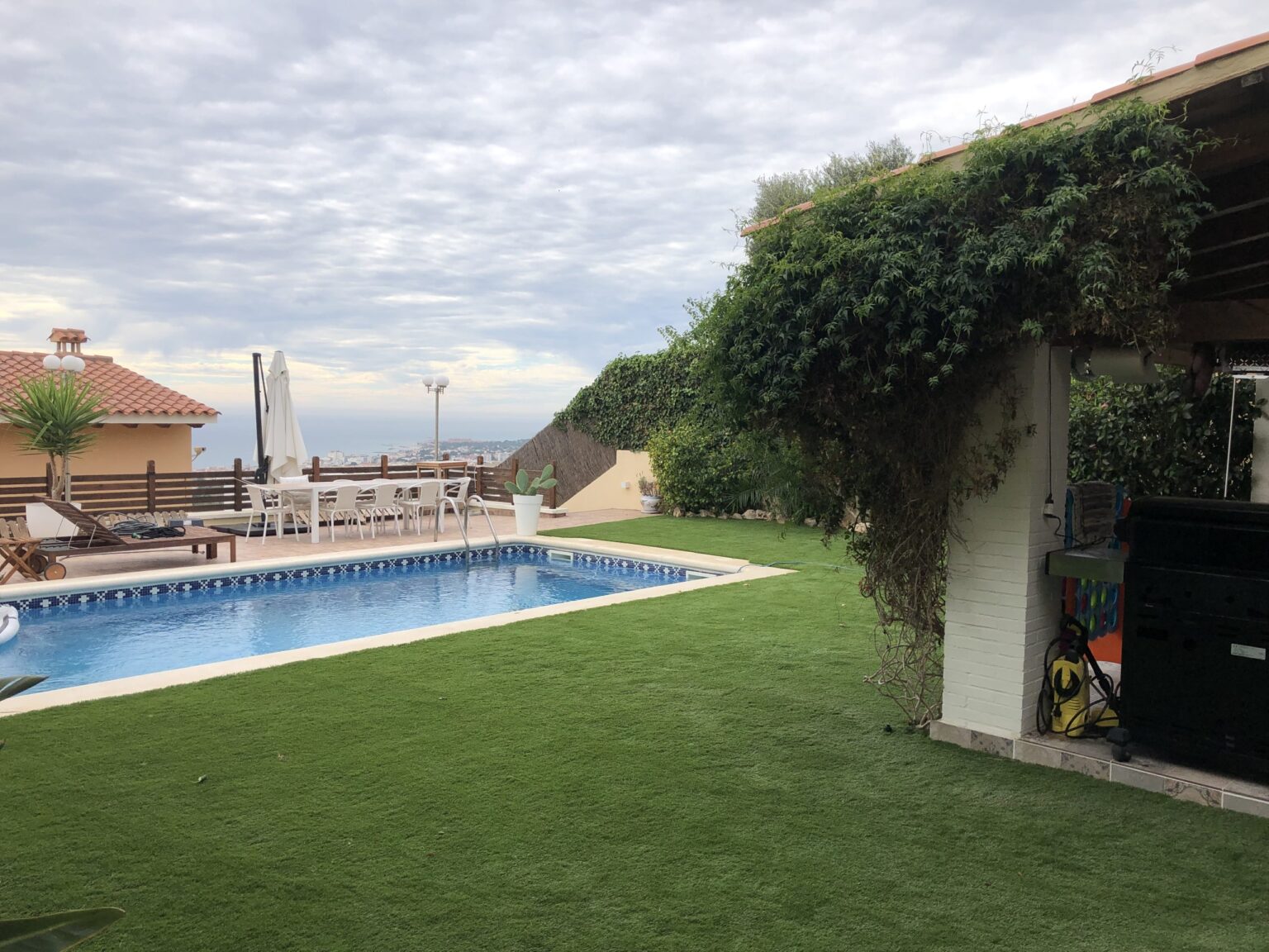 Césped artificial para terrazas, jardines y áticos